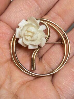 Celluloid Rose Brooch Gold Tone Circular Swirl Design Vintage 1.5 inches